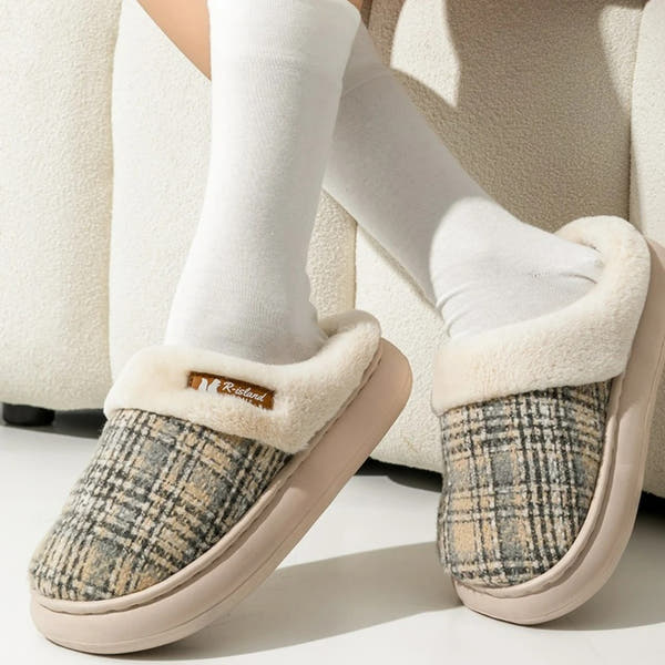 Cozy Retro Fur Slippers